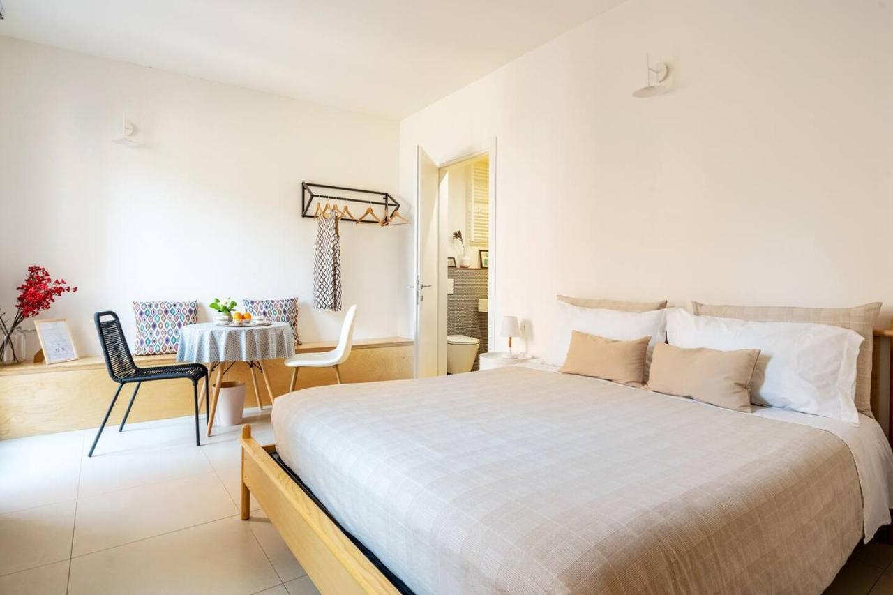 Hinc Domus - Residenza Da Qui New