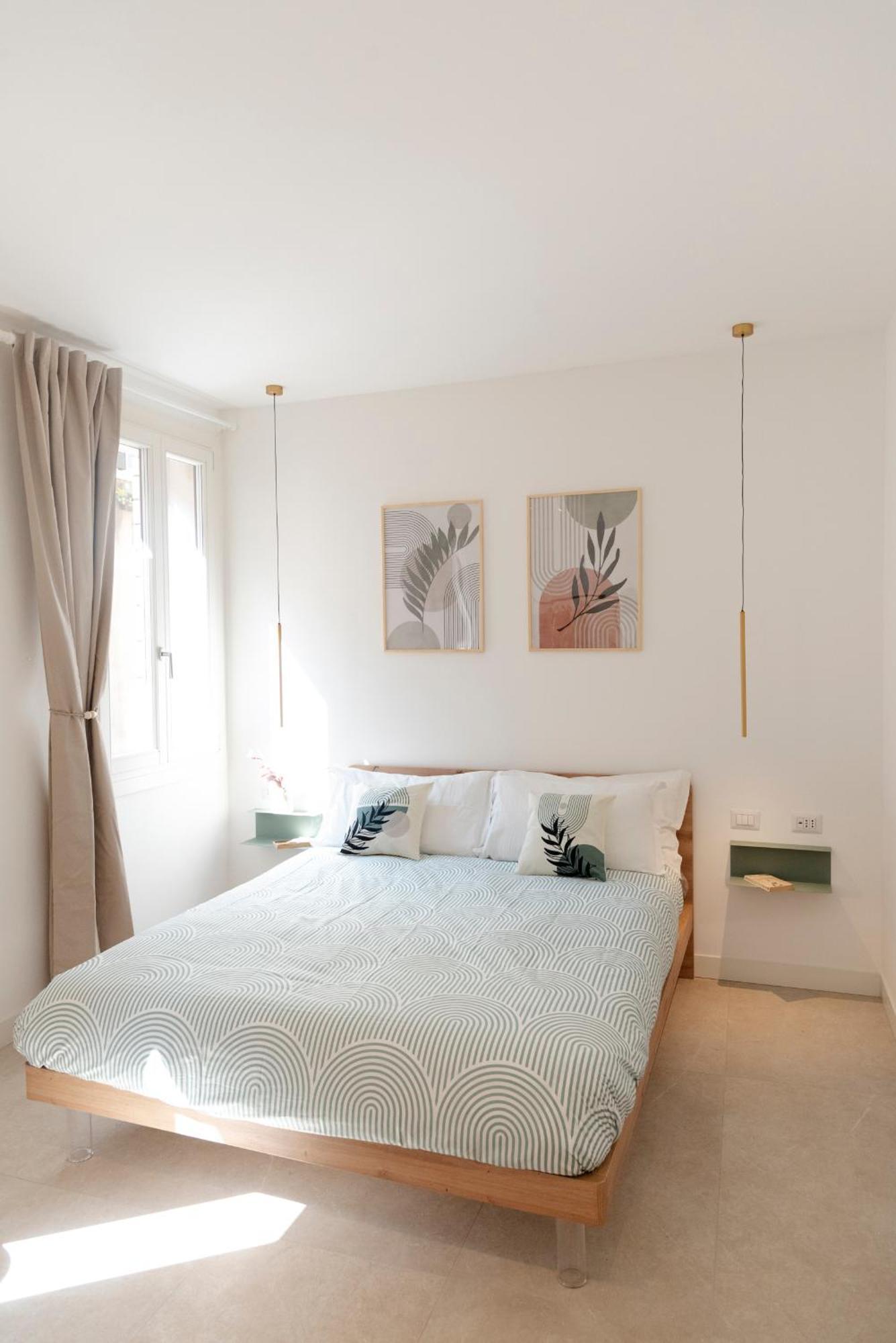 Hinc Domus - Residenza Da Qui New Affittacamere
